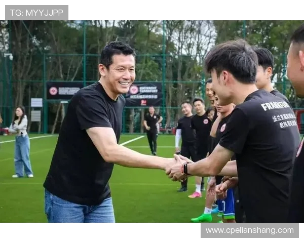 杨晨:从足球场到商界,跨界发展的传奇人生与成功之道 杨晨:从足球场到商界,跨界发展的传奇人生与成功之道