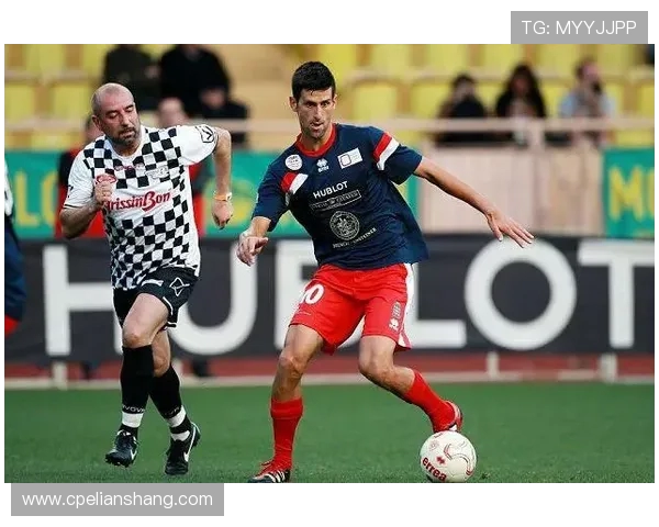 北京网球队在世界杯中的默契配合与战术分析探讨 北京网球队在世界杯中的默契配合与战术分析探讨