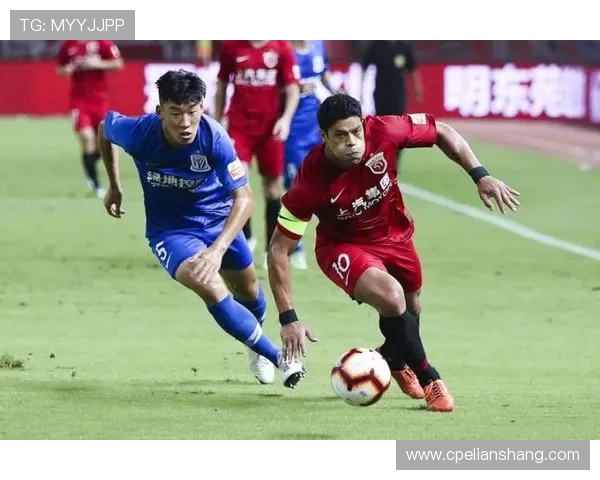 成都足球队强势崛起荣登足球状态排行榜第二名