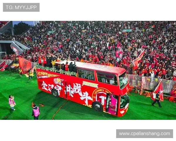 洞察中超赛场风云变化,纵览各路劲旅激战逐鹿新篇章精彩时刻全景 洞察中超赛场风云变化,纵览各路劲旅激战逐鹿新篇章精彩时刻全景