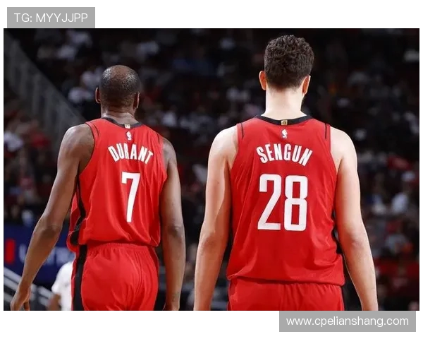 76人对决火箭精彩回顾赛季焦点战役引发球迷热议 76人对决火箭精彩回顾赛季焦点战役引发球迷热议